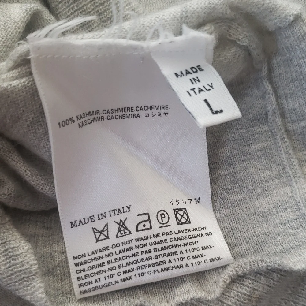 Maison Margiela Men's Gray Cashmere Vneck Sweater Size Large Preppy Designer Lux